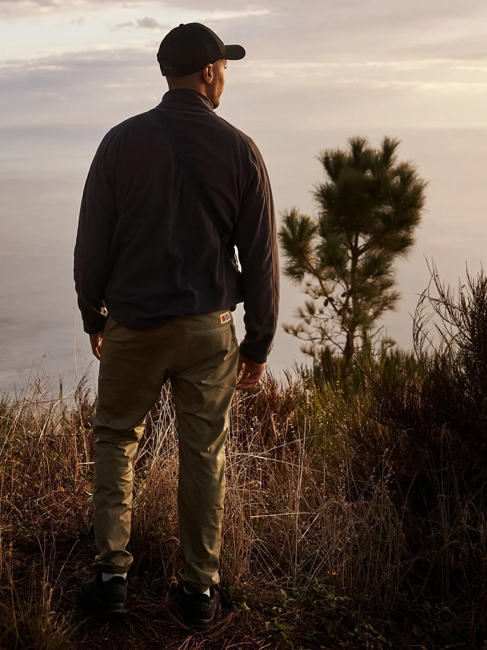 NWT Fjallraven Men's Vardag Trouser. Size 34”. Length: Long/34”.